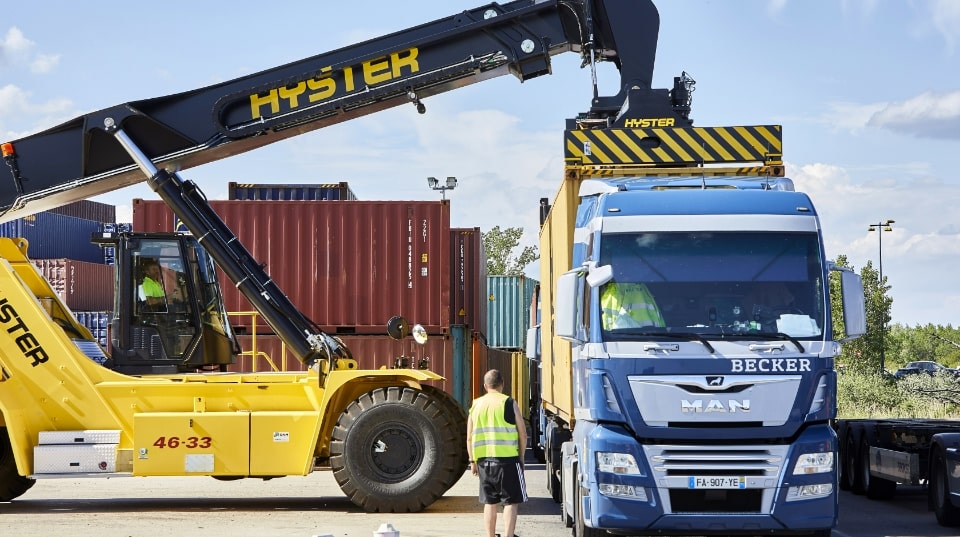 Transports Becker - Transport et logistique - Notre service transport produits adapté aux compagnies maritimes